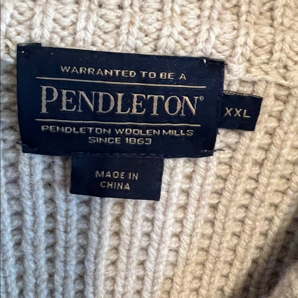 “The Big Lebowski “Pendleton men’s Beige Patterned Sweater - Picture 2 of 3